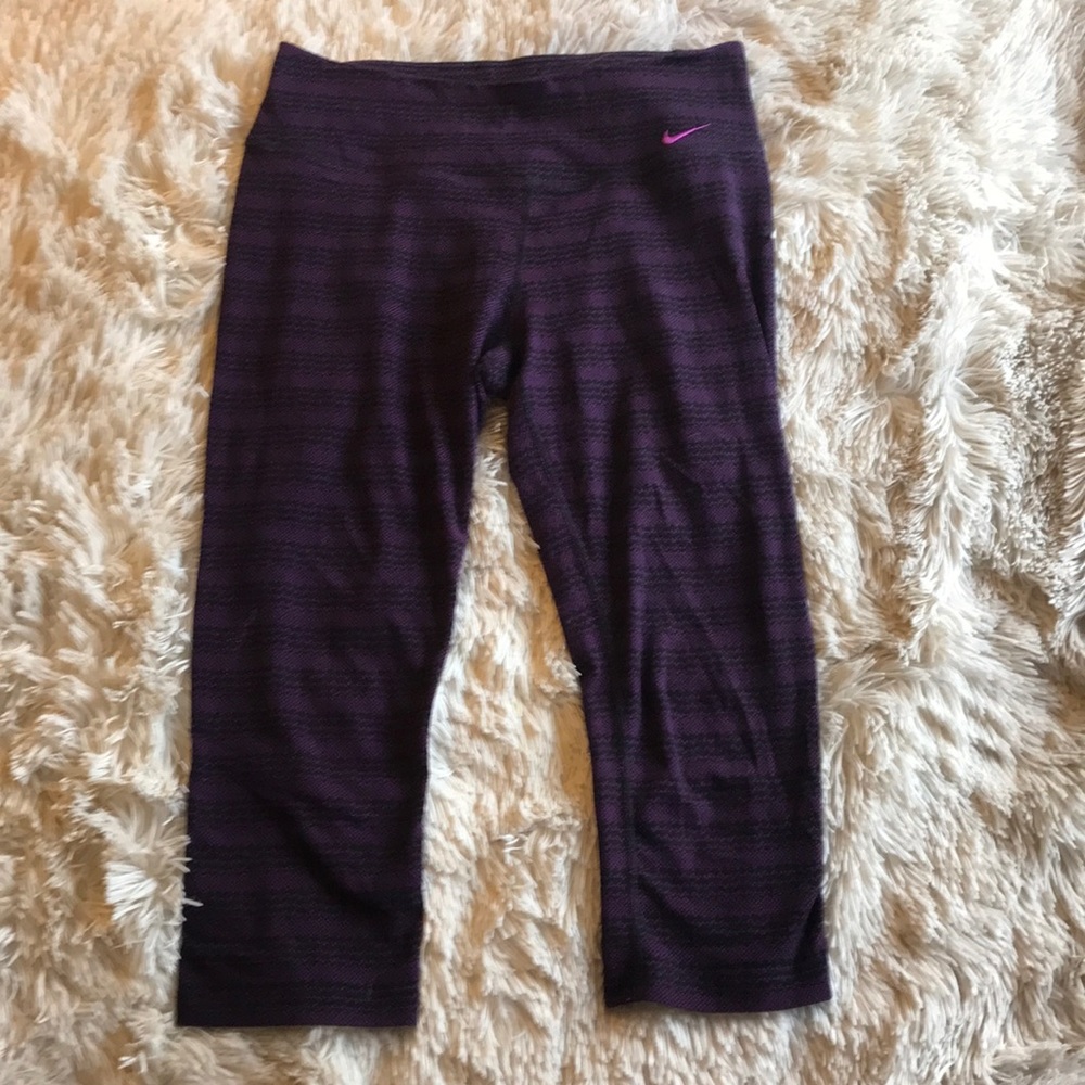 Cropped Nike dri-fit leggings